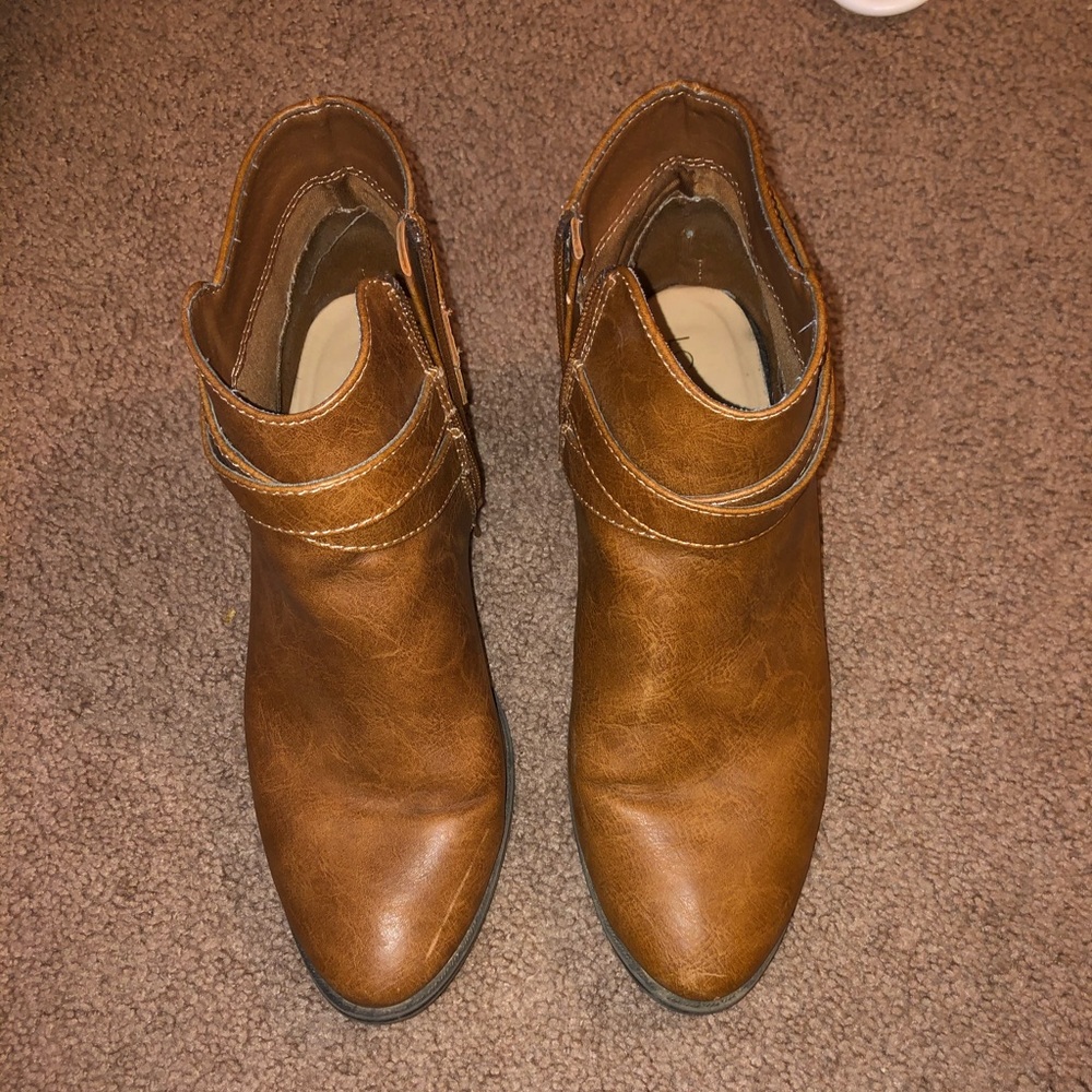 Lauren Conrad Light Leather Ankle Booties